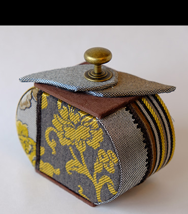 カルトナージュ｜ポット